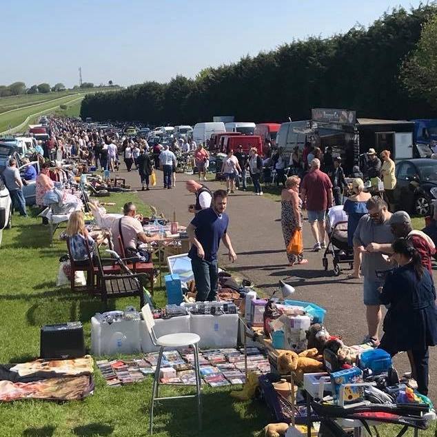 Brighton Racecourse Car Boot eboots.co.uk